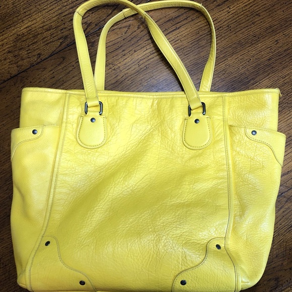 Coach Yellow Handbag - Picture 3 of 7